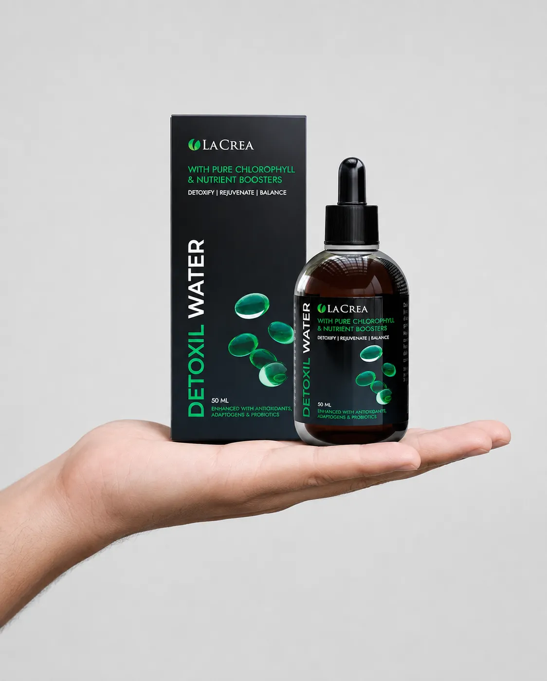 Detoxil Water Parasites — Verpackung in der Hand