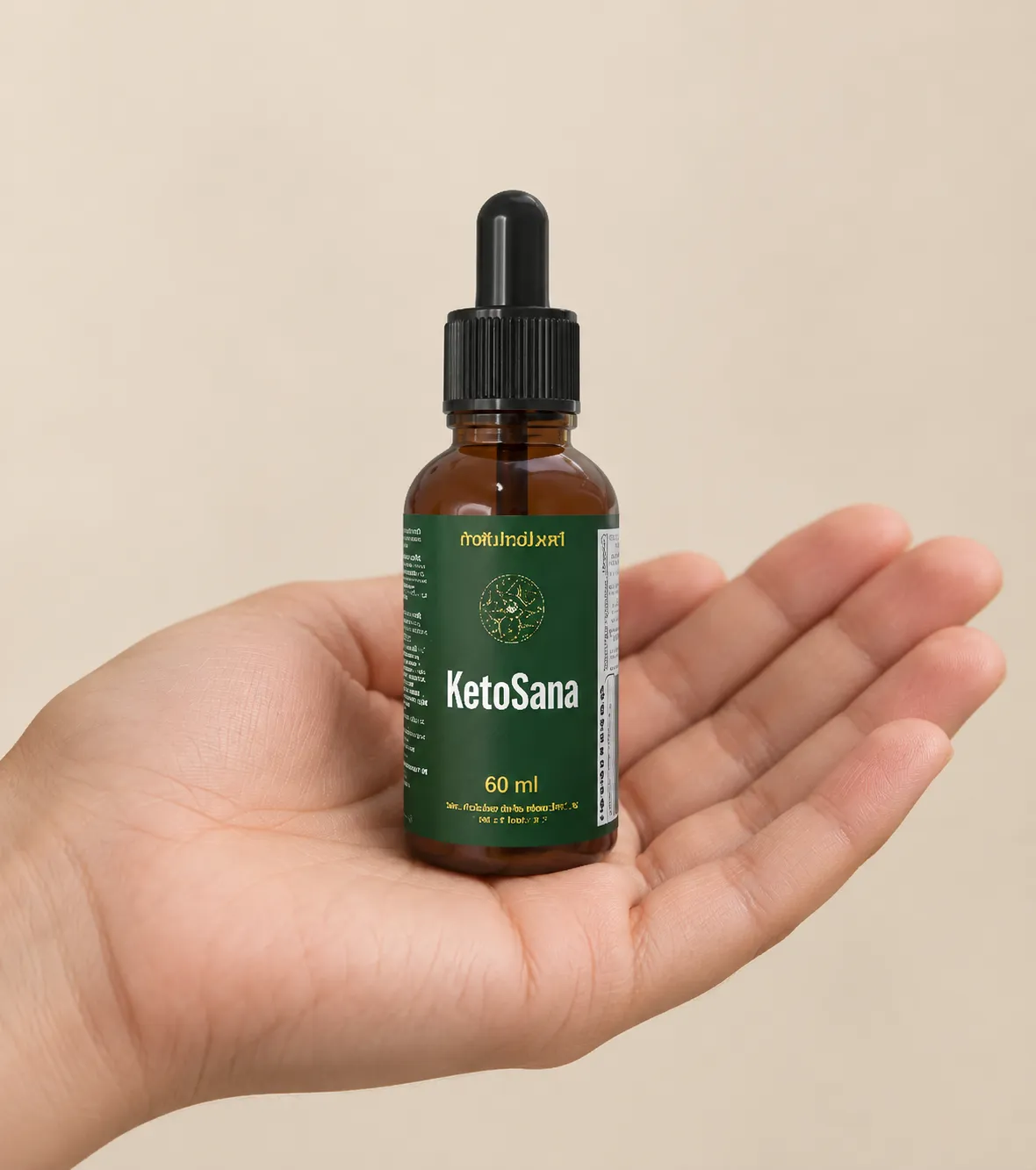 KetoSana — Verpackung in der Hand