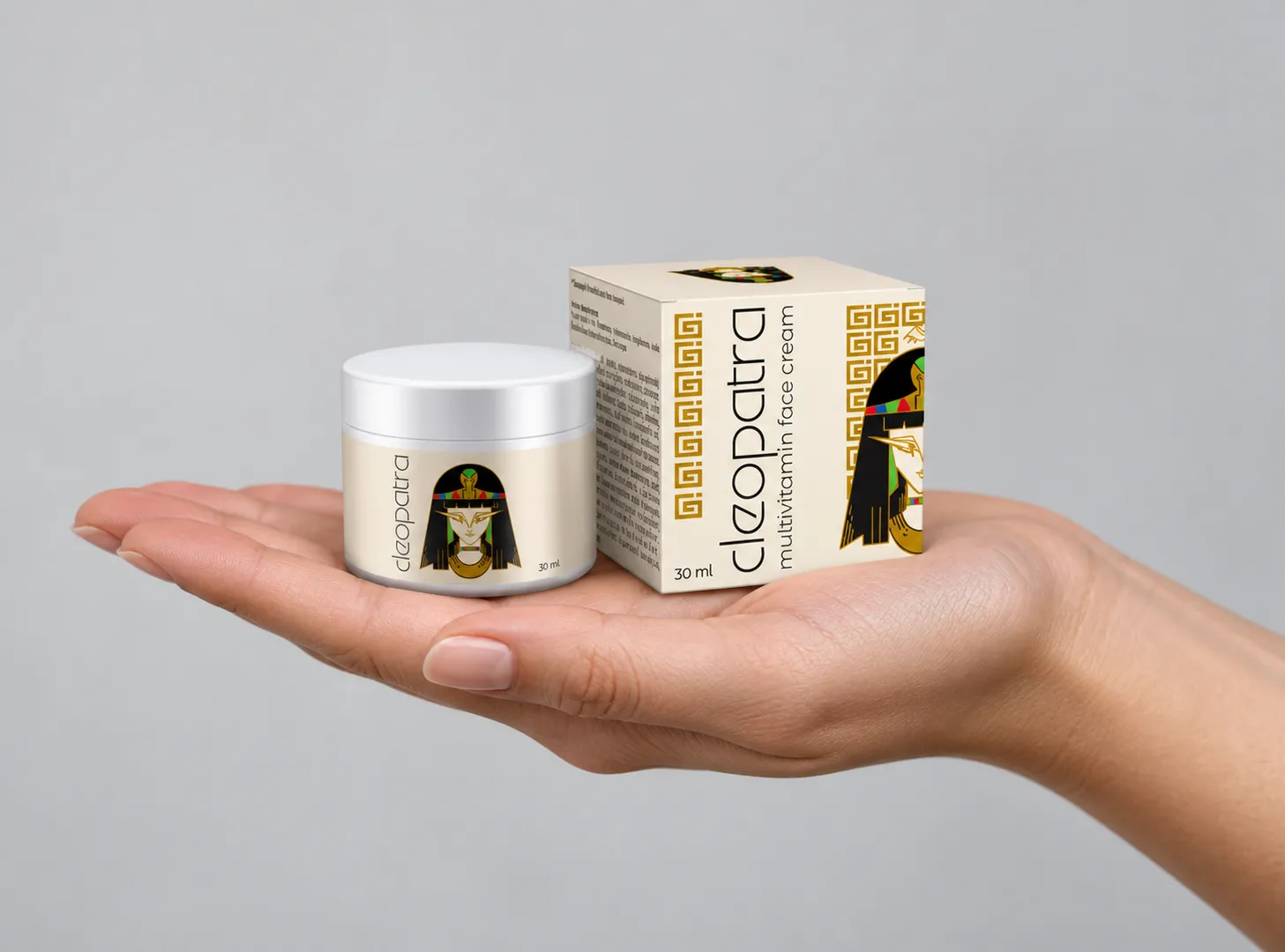Cleopatra cream lp — Verpackung in der Hand